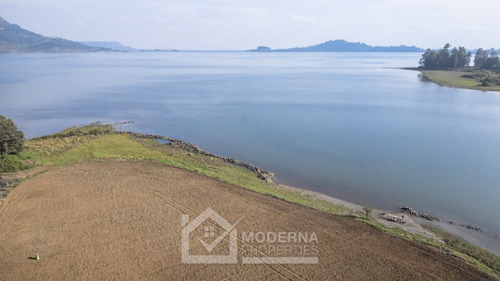 Terreno De 15.6 Ha Con 400 Mt De Orilla De Lago