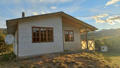 Coyhaique - Escuela Agrícola (77606)
