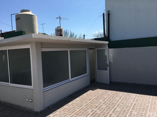 Casa En Venta En Mataderos Residencial