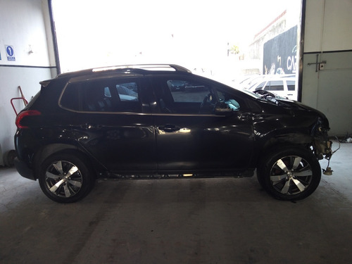 Imagen 6 de 9 de Peugeot 2008 1.6 Feline