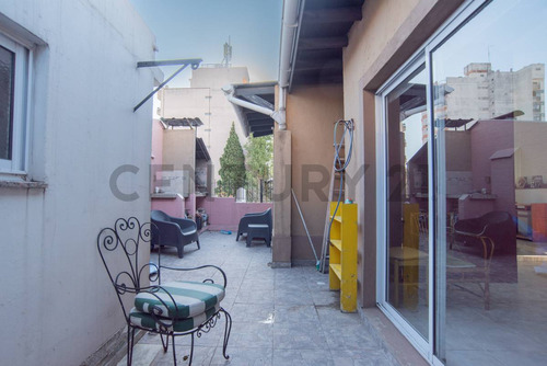 Venta De Ph Con Entrada Independiente En Lanús Este Centro. Apto Crédito! Bajó De Precio!