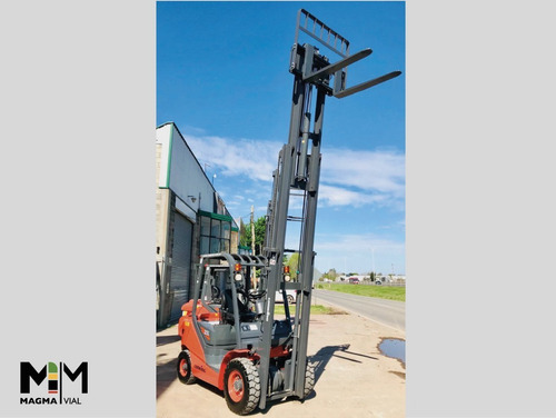 Imagen 7 de 18 de Autoelevador Lonking Lg25 2,5tn Torre 4,5m Anticipo