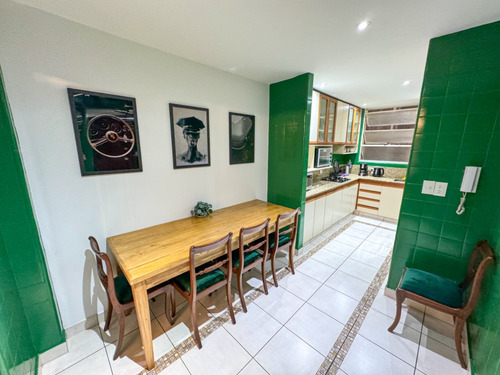Departamento Amplio Estilo Frances En Recoleta