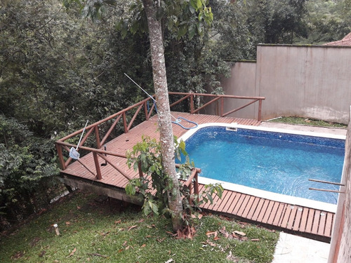 Imagem 3 de 17 de Locação Na Serra Da Cantareira, 330 M², 4 Suítes, Living Para 3 Ambientes, Sala De Jantar
