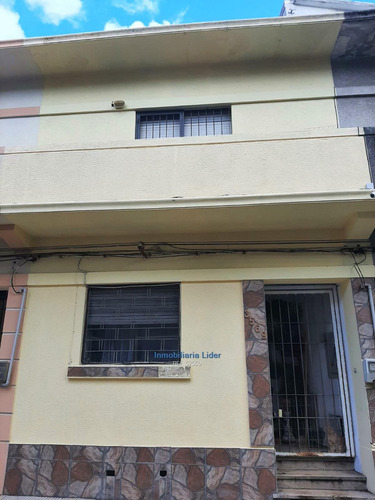 Excelente Casa Tres Dormitorios