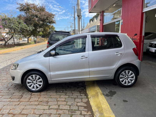 Imagem 6 de 14 de Volkswagen Fox 1.0 8v (g2) 4p