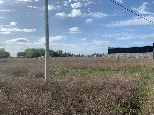 Lote De Excelentes Medidas Cercano A Ruta 2