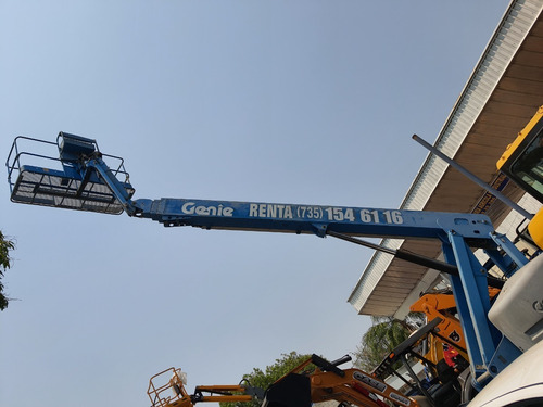 Plataforma De Elevación Genie S-65 4x4 2008
