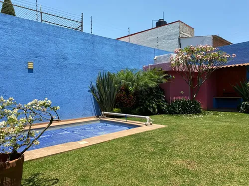 Casa En Venta En Fracc. Con Vigilancia. Lomas Tetela, Cuernavaca