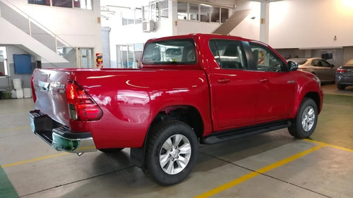 Toyota Hilux 2.8 Srv Ma 4x4