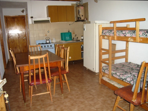 Imagen 2 de 21 de ¡oportunidad Para Invertir! Casa + 3 Departamentos En Calle 5