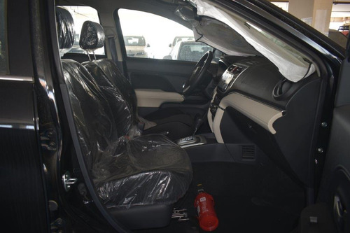 Imagen 7 de 16 de Toyota Rush 2023