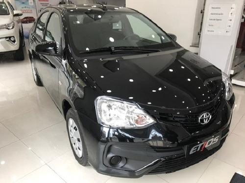Imagen 11 de 18 de Toyota Etios 4 Ptas Negro Taxi O Remise Entrega Programada