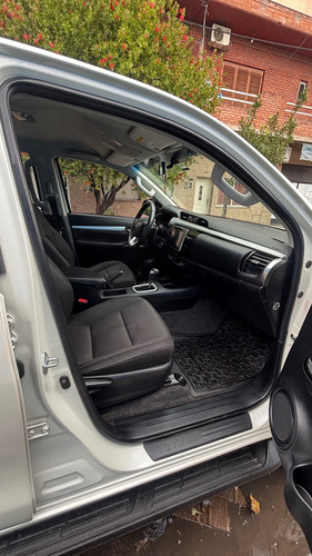 Toyota Hilux Srv 4x4 Automática