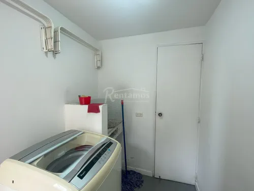 Apartamento En Venta En El Poblado. Cod V776129