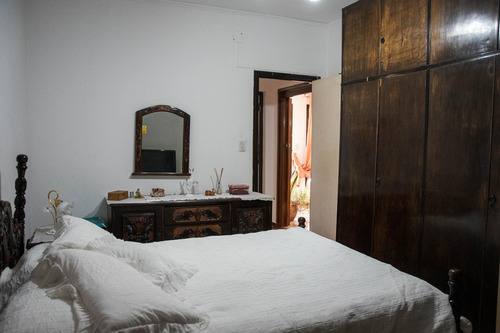 Venta Casa 8 Ambientes En Posadas