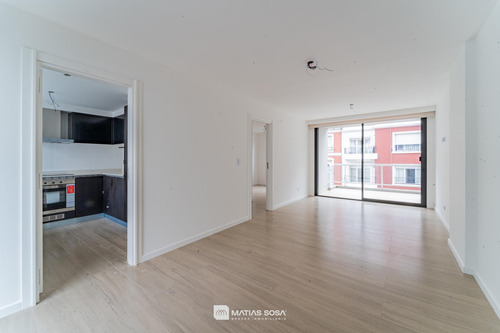 Venta - Departamento 2ambientes Al Frente Con Balcón - A Estrenar - Zona Centro