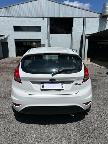 Ford Fiesta Kinetic 1.6 S Plus 120cv