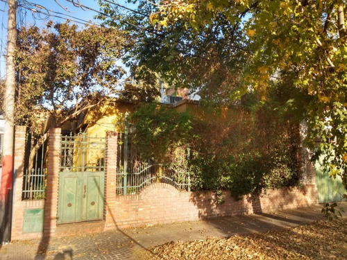 Imagen 30 de 30 de Venta Casa 3 Dormitorios C/jardin - B° Saladillo