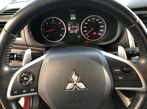 Imagem 10 de 11 de Mitsubishi L200 Triton