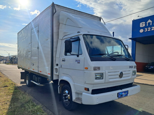 Vw 8.140 Turbo Mwm Baú Carga Seca 4x2 (1999)