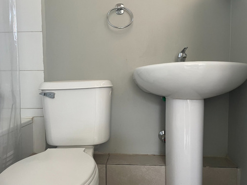Casa En Arriendo - Condominio Portal De Machalí
