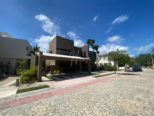 Imagen 23 de 30 de Lagos Del Sol, Casa En Venta En Cancún