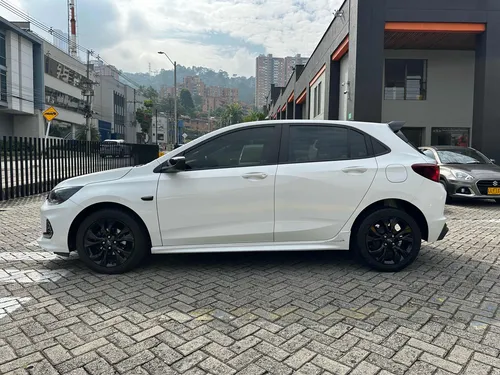 Chevrolet Onix 1.0T Rs Mt