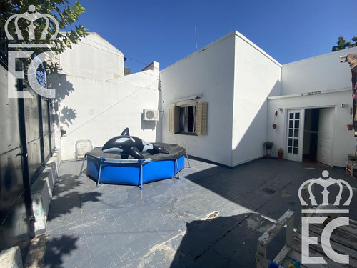 Venta - Casa - 3 Ambientes -  Lote Propio - Lanús Este