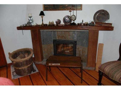 Excelente Casa De Construcción Sólida Estilo Chilena Pirque