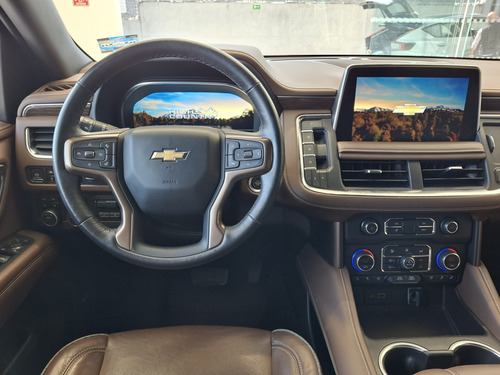 Chevrolet Suburban HIGH COUNTRY 5.4L 4X4