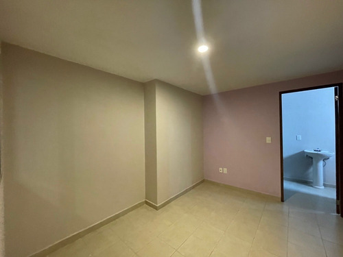 Imagen 21 de 30 de Departamento En Venta En Cumbres Del Lago
