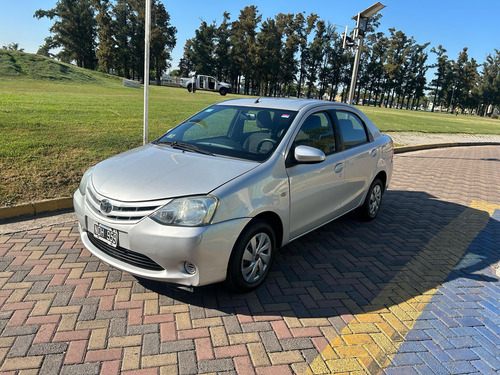 Toyota Etios 1.5 Xs