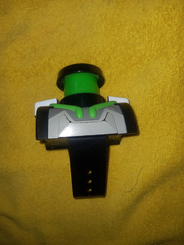Reloj Omnitrix Omni Strike De Ben 10 (de Uso) (Usado)
