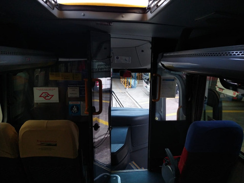 Imagem 6 de 13 de Ônibus Rodoviário Motor Dianteiro Vw. Induscar 13/13 49 LG.