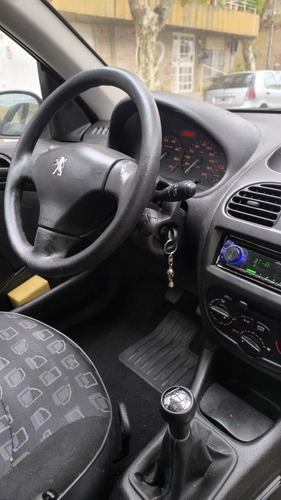 Peugeot 206 1.6 Xr Premium