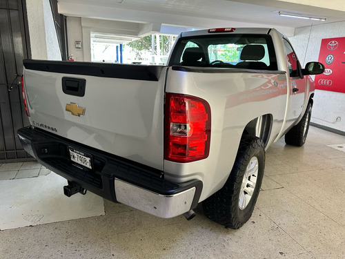 Chevrolet Silverado 5.3 2500 Reg Cab Ls 4x2 Mt