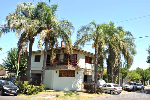 Casa Mas Local En Venta - Gonnet
