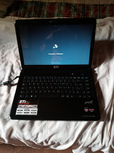 Notebook Semp Toshiba
