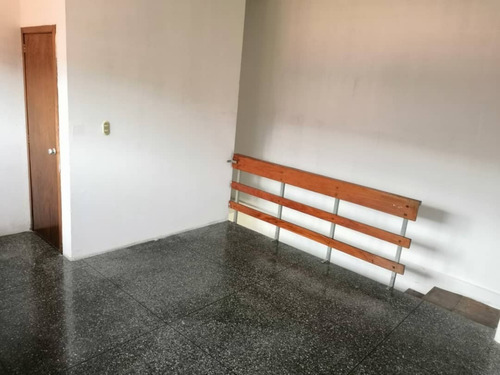 Imagen 13 de 17 de Se Vende Local Comercial En Avenida Bolívar Norte De Valencia