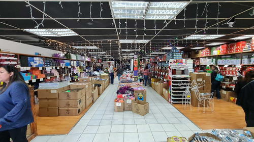 Local Comercial 15 Estacionamientos Proppios (88516)