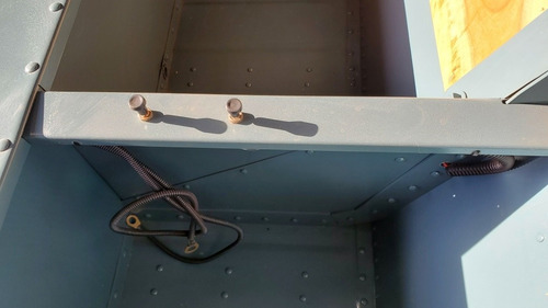 Imagen 9 de 15 de Bote De Aluminio Dorado 520