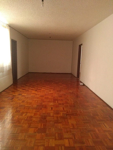 Edificio Para Remodelar Con Local Comercial
