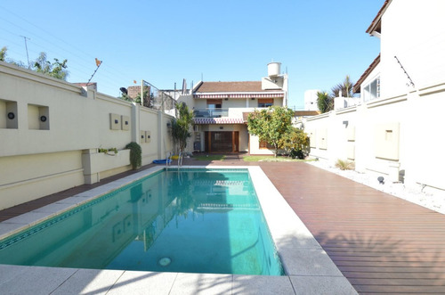 Casa En Venta Ubicado En Mataderos, Capital Federal