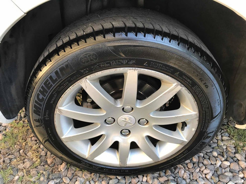 Peugeot 308 1.6 Active 2014