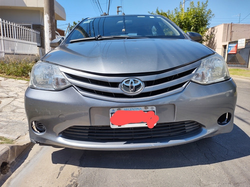 Toyota Etios 2014 1.5 Xs 5 P