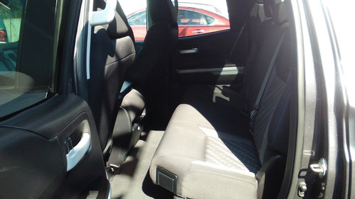 Imagen 10 de 11 de Toyota Tundra 2019 5.7 Limited 4x4 At