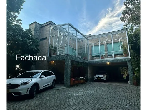 Rhbr-11696 Casa De 2 Niveles (las Palmas)