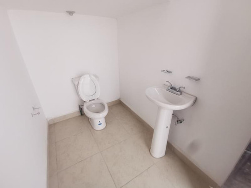 Imagen 6 de 12 de Casa Sola En Venta Los Olivos