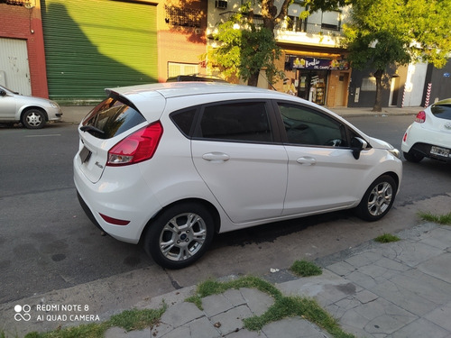 Ford Fiesta Kinetic Design 1.6 Se 120cv 2015